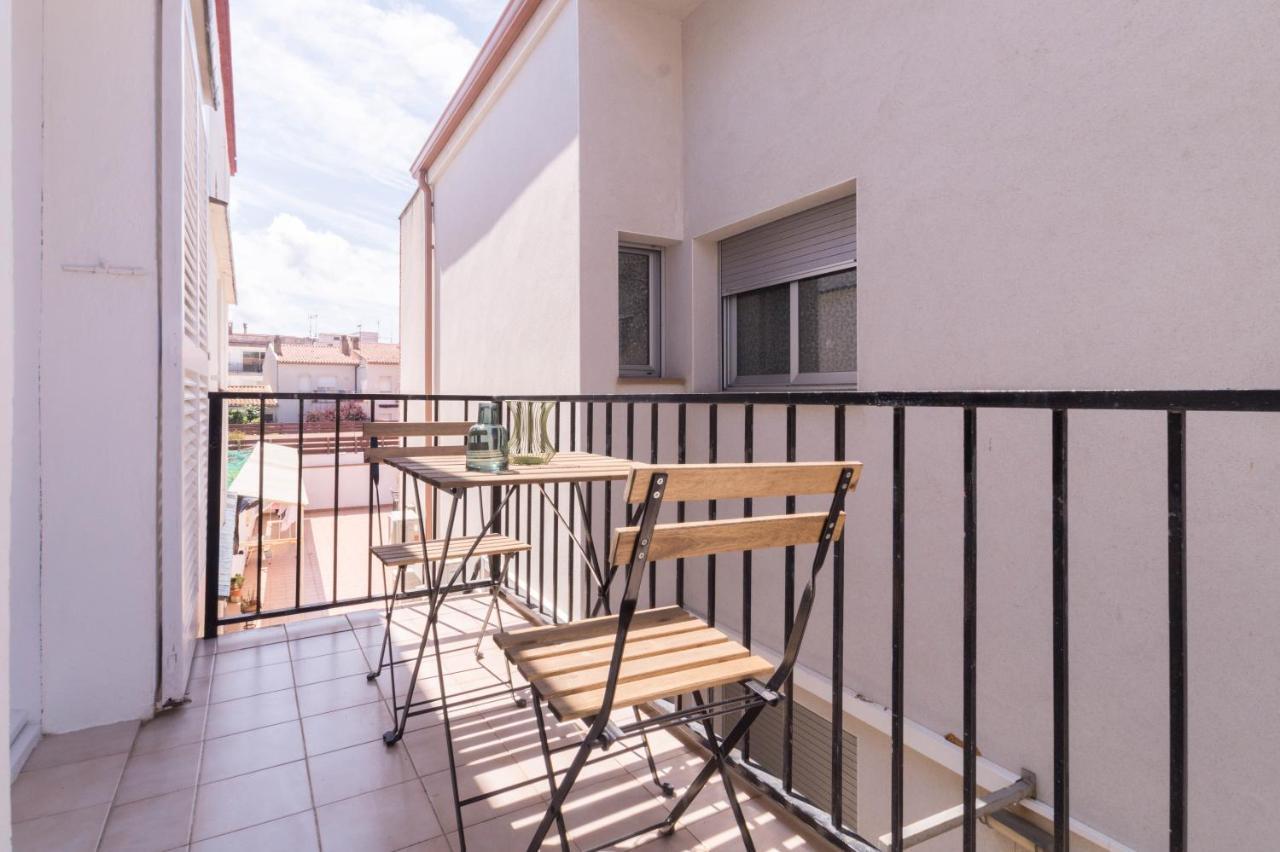 Budget Beach Studio 24 Калонжа Екстер'єр фото